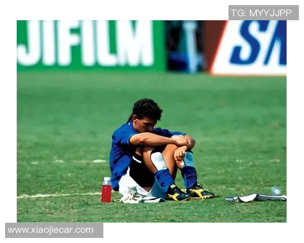 法国足球明星的辉煌历程与传奇故事回顾